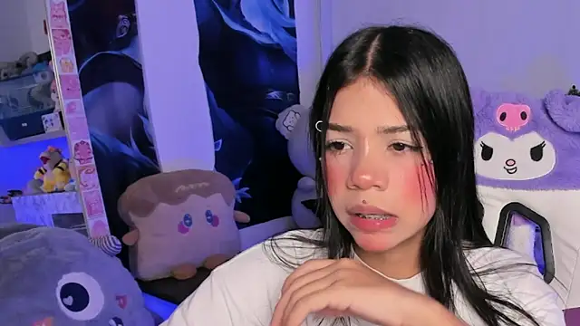 Snapshot of cutestephuwu chatting on February 3, 10:43 pm cutestephuwu online show from February 3, 10:43 pm