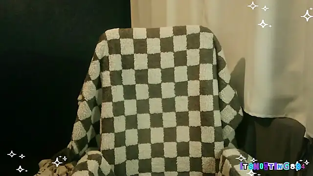 Snapshot of Itsnotting834 chatting on February 19, 8:06 pm Itsnotting834 online show from February 19, 8:06 pm