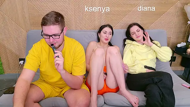 Snapshot of Ksenny chatting on March 4, 3:58 am Ksenny online show from March 4, 3:58 am