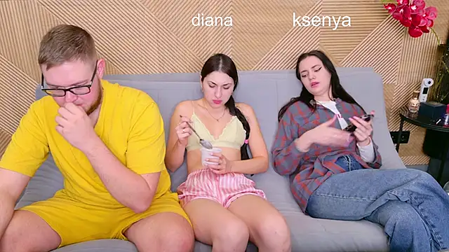 Ksenny online show from March 25, 4:56 am