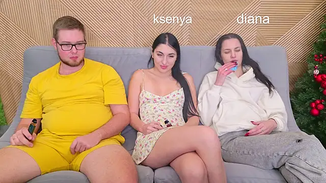 Snapshot of Ksenny chatting on January 8, 3:40 pm Ksenny online show from January 8, 3:40 pm