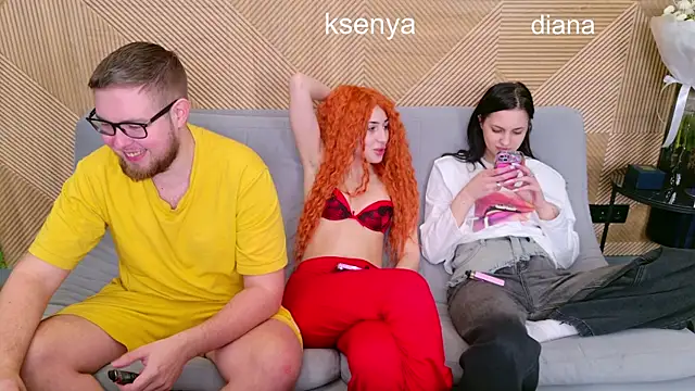 Snapshot of Ksenny chatting on February 10, 12:04 pm Ksenny online show from February 10, 12:04 pm