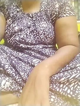 Tamilpriya46 online show from September 28, 4:47 pm