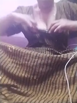 Tamilpriya46 online show from March 4, 8:35 am