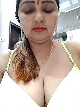 Dianaa9 online show from March 4, 6:50 pm