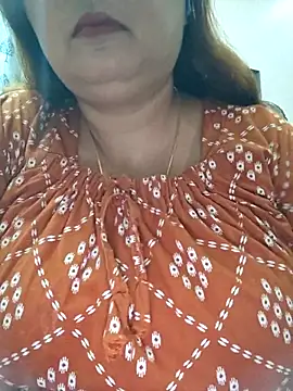 Snapshot of Dianaa9 chatting on June 6, 7:46 am Dianaa9 online show from June 6, 7:46 am
