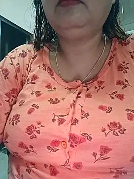 Snapshot of Dianaa9 chatting on June 7, 6:51 am Dianaa9 online show from June 7, 6:51 am
