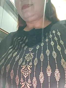 Snapshot of Dianaa9 chatting on June 12, 6:00 am Dianaa9 online show from June 12, 6:00 am