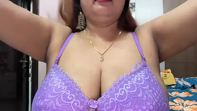 Snapshot of Dianaa9 chatting on June 20, 6:24 pm Dianaa9 online show from June 20, 6:24 pm