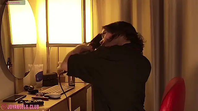 SophieCharm online show from April 14, 4:50 am