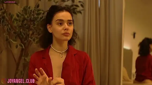 SophieCharm online show from March 16, 6:06 am