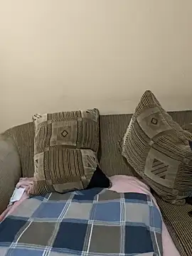 Amandious online show from April 4, 5:14 am