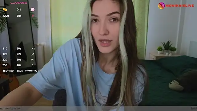 monikavenom online show from March 4, 11:08 am