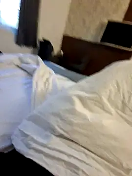 Exhibitionist1508 online show from December 16, 11:47 am