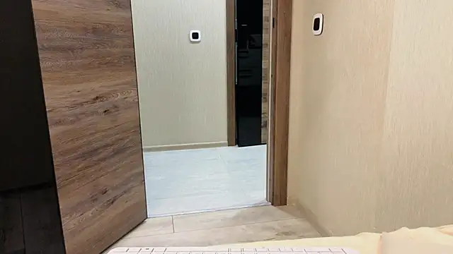 CuteRebelious online show from November 28, 2:28 pm