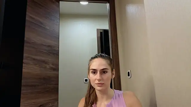 CuteRebelious online show from November 1, 1:38 pm