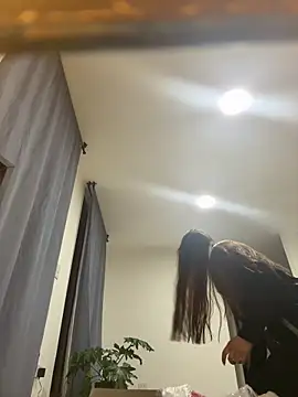 xia foxxy online show from October 4, 1:40 am