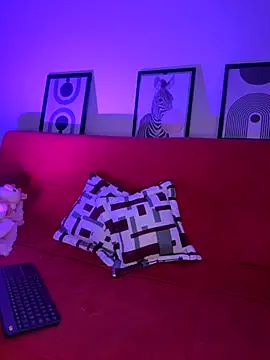 xia foxxy online show from November 10, 12:37 am