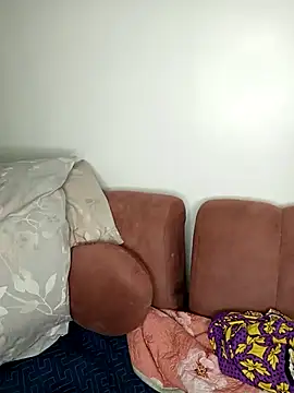 Snapshot of Toomuch_Squirt chatting on March 20, 5:13 am Toomuch Squirt online show from March 20, 5:13 am