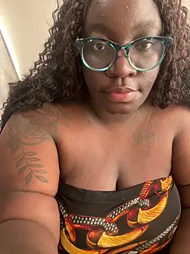 Toomuch Squirt online show from December 17, 4:28 am