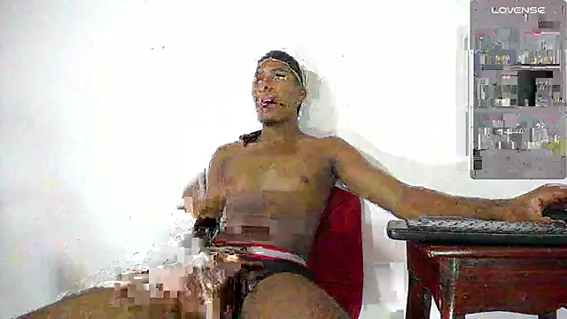 Owen 222 online show from December 6, 1:13 am