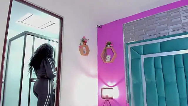 LORENSCOLLINS online show from December 19, 7:49 pm