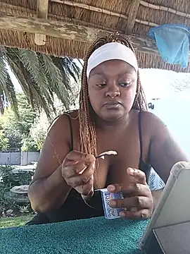 Snapshot of TheDoubleTrouble18xxx chatting on July 8, 10:38 am TheDoubleTrouble18xxx online show from July 8, 10:38 am