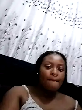 Snapshot of TheDoubleTrouble18xxx chatting on November 25, 9:26 pm TheDoubleTrouble18xxx online show from November 25, 9:26 pm