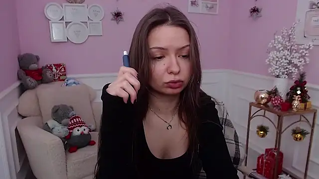 LucySkilar online show from January 9, 5:47 am