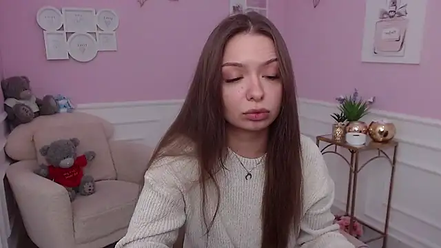 LucySkilar online show from November 2, 6:18 am