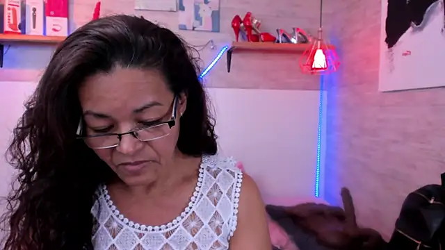 MaturePure online show from November 13, 7:40 pm