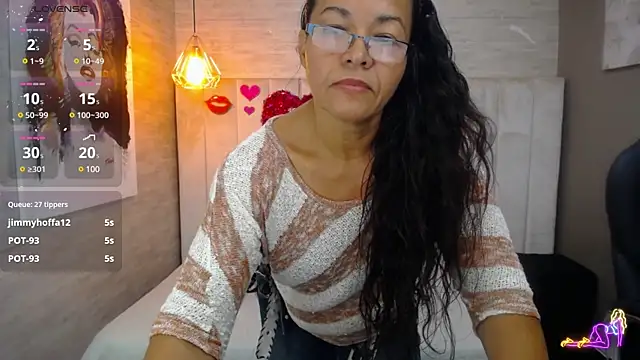 Snapshot of MaturePure chatting on February 13, 9:38 pm MaturePure online show from February 13, 9:38 pm