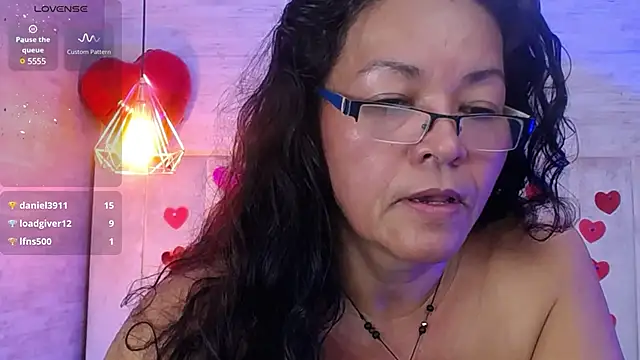 Snapshot of MaturePure chatting on February 26, 2:52 am MaturePure online show from February 26, 2:52 am