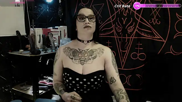 Evil Queen 666 online show from March 10, 6:28 am