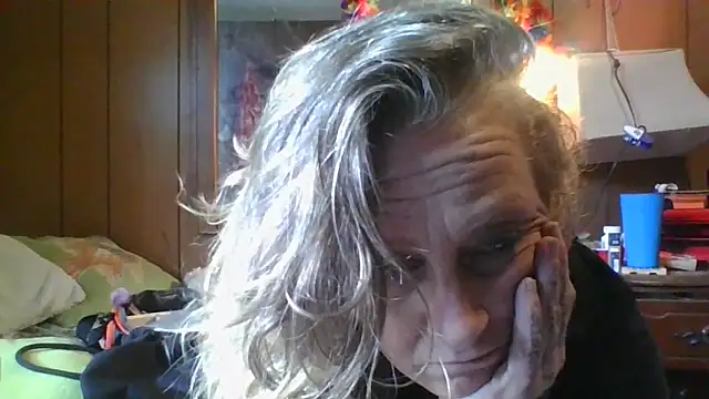 stormynight1 online show from June 20, 6:13 pm