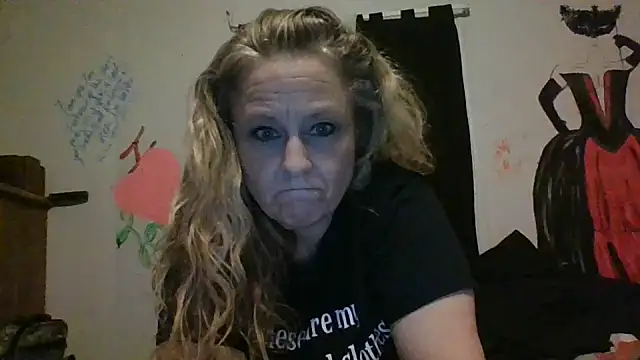 Snapshot of stormynight1 chatting on October 29, 6:34 am stormynight1 online show from October 29, 6:34 am