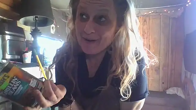 stormynight1 online show from March 4, 4:04 pm