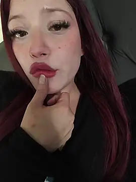 Snapshot of zafka_9 chatting on May 25, 8:18 pm zafka 9 online show from May 25, 8:18 pm