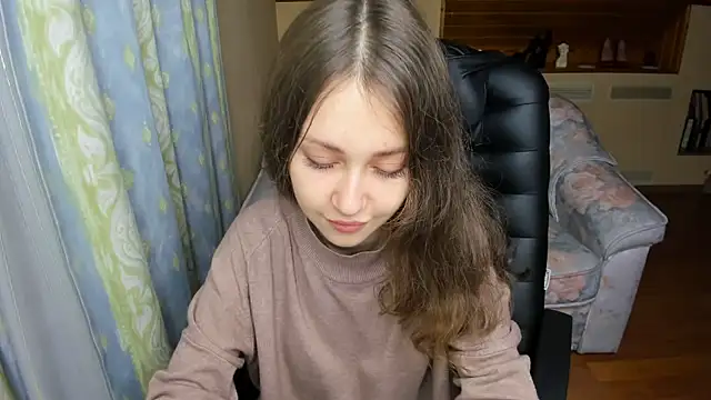 AfinaCutie online show from November 18, 7:11 am