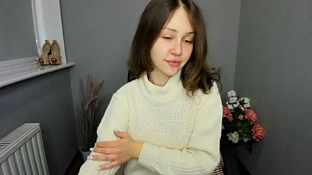 Snapshot of AfinaCutie chatting on March 7, 7:30 am AfinaCutie online show from March 7, 7:30 am
