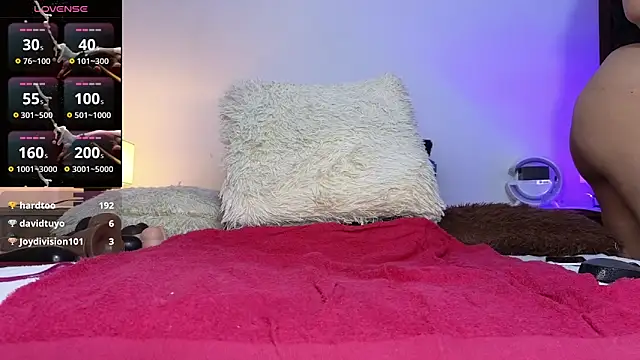 antonellagold43 online show from March 19, 9:49 am