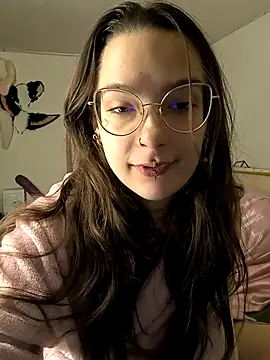Snapshot of mamiedonuts chatting on September 21, 9:47 am mamiedonuts online show from September 21, 9:47 am
