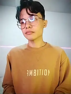 Snapshot of Dmitri_Aksnes chatting on November 13, 8:57 pm Dmitri Aksnes online show from November 13, 8:57 pm