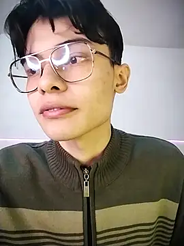 Snapshot of Dmitri_Aksnes chatting on November 28, 9:37 pm Dmitri Aksnes online show from November 28, 9:37 pm