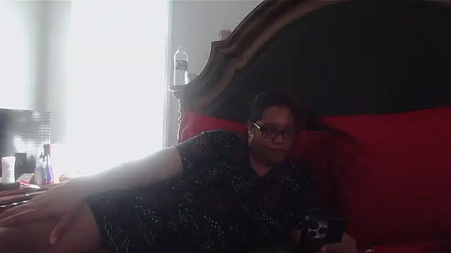 ebonyred online show from January 13, 2:54 pm