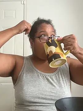 ebonyred online show from May 19, 2:02 pm