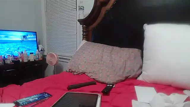 ebonyred online show from April 23, 1:56 am