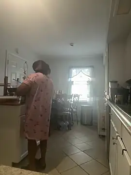 ebonyred online show from November 23, 2:05 pm