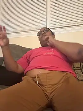 ebonyred online show from February 8, 11:46 pm