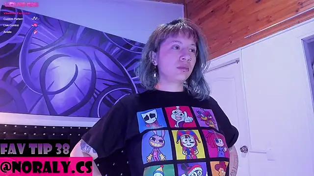 Snapshot of hey_noraly chatting on May 25, 4:12 am hey noraly online show from May 25, 4:12 am